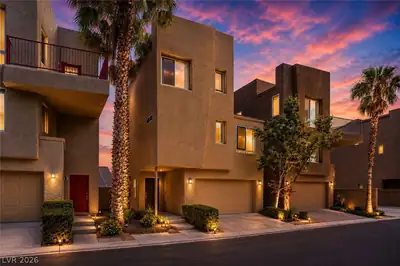 9354 Hosner Street Las Vegas, NV 89178