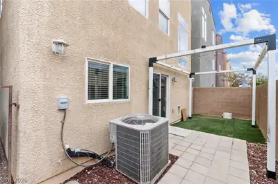 9354 Hosner Street, Las Vegas, NV 89178 Yard