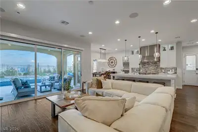 274 Evante Street, Las Vegas, NV 89138 Living Room