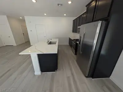 3339 Dancing Waters Street, Las Vegas, NV 89129 Kitchen