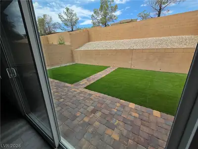 3339 Dancing Waters Street, Las Vegas, NV 89129 Yard