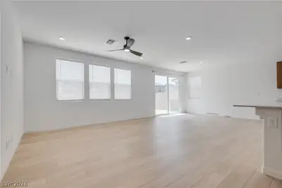 4225 Zilker Park Avenue, North Las Vegas, NV 89081 Living Room