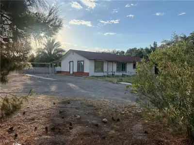 51 Madge Lane Las Vegas, NV 89110