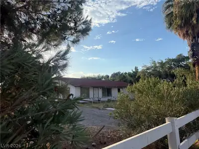 51 Madge Lane, Las Vegas, NV 89110 Front of Structure