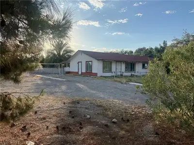 51 Madge Lane, Las Vegas, NV 89110 Front of Structure