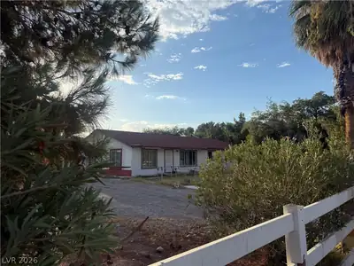 51 Madge Lane, Las Vegas, NV 89110 Front of Structure