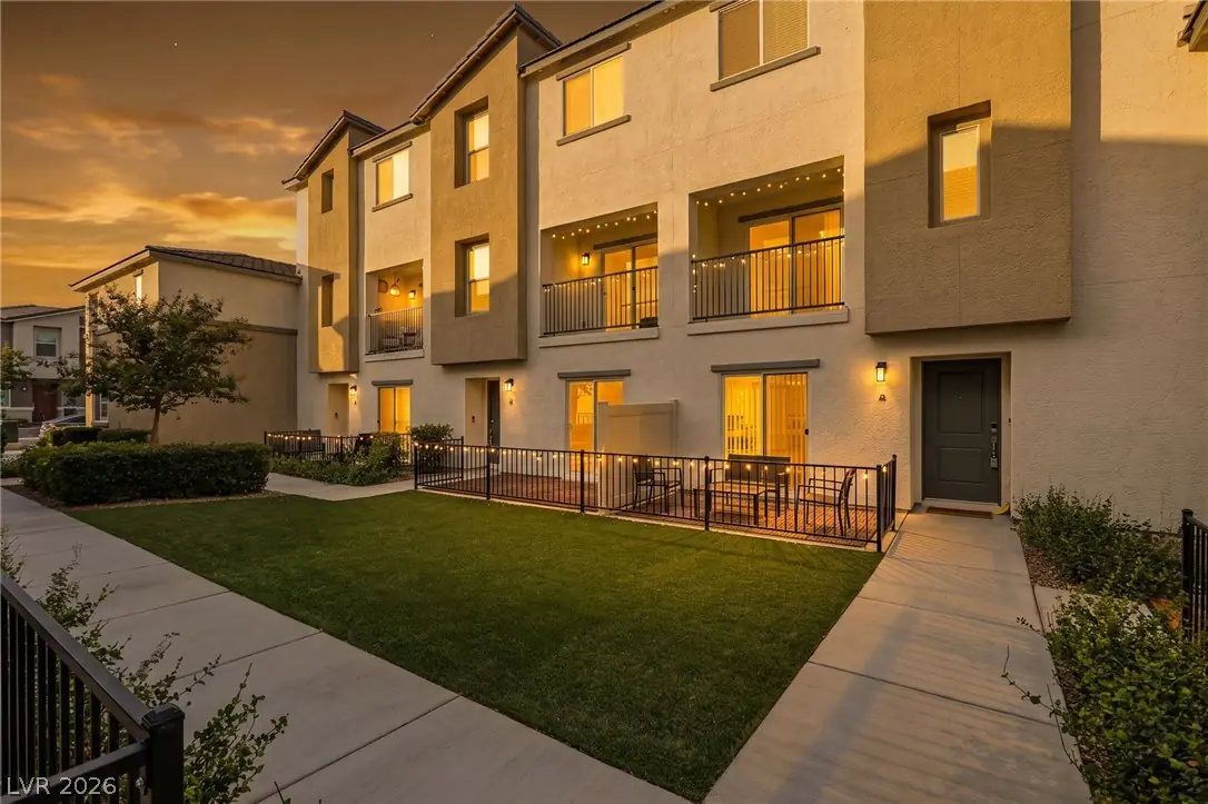 12328 Golden Wreath Road 3