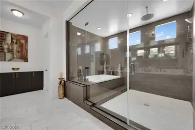 8835 South Tenaya Way Primary Bathroom