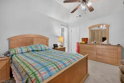 3519 West Red Coach Avenue Bedroom