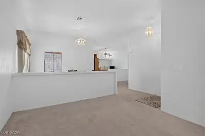 3519 West Red Coach Avenue Living Room