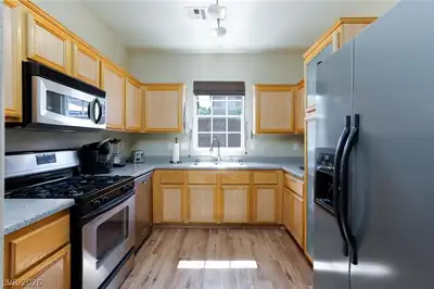 1489 Evening Song Avenue, Henderson, NV 89012 Kitchen