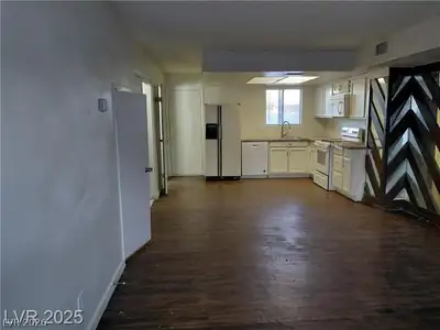 1336 North JONES Boulevard Kitchen