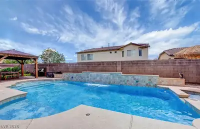9405 Artesian Oak Court, Las Vegas, NV 89149 Pool