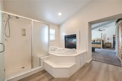1691 Morning Quiet Street, Las Vegas, NV 89156 Primary Bathroom
