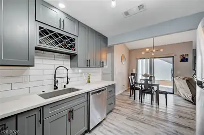 6712 Accent Court, Las Vegas, NV 89108 