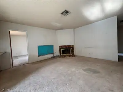 528 Close Avenue, Henderson, NV 89011 Living Room