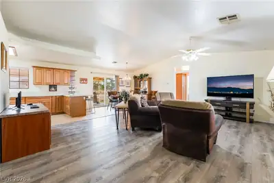 3631 South Blagg Road Living Room