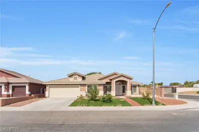4537 Colonial Canyon Street, North Las Vegas, NV 89031 Front of Structure