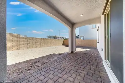 123 Tardando Avenue, Henderson, NV 89015 Patio