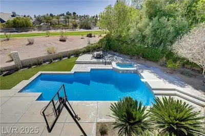 165 Inveraray Court, Henderson, NV 89074 Pool