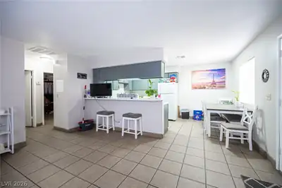 1524 Henry Drive, Las Vegas, NV 89110 Kitchen