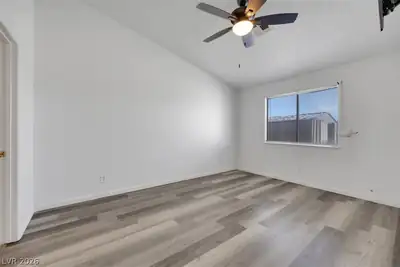 7048 Picaroon Lane Bedroom