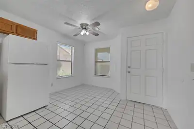 7048 Picaroon Lane Dining Area