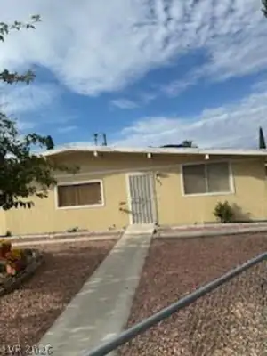 501 Lass Circle, North Las Vegas, NV 89030 Front of Structure