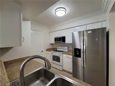 8101 West Flamingo Road 1107 Kitchen