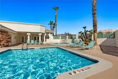 3550 Bay Sands Drive 1059 Pool