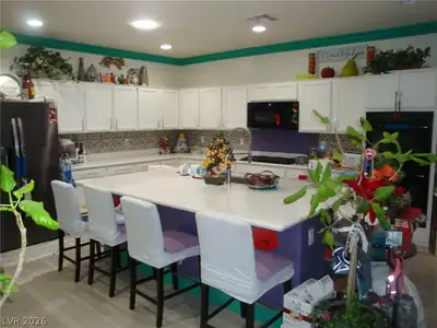 383 Inflection Street, Henderson, NV 89011 Kitchen
