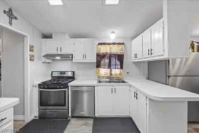 4558 West Sonia Rose Lane Kitchen
