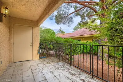 2851 South Valley View Boulevard 1125 Patio