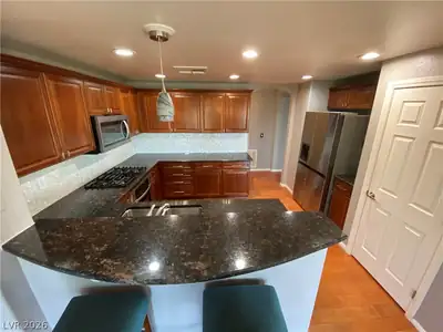 11865 Tevare Lane 2081 Kitchen