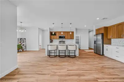 2770 South Platense Avenue Kitchen