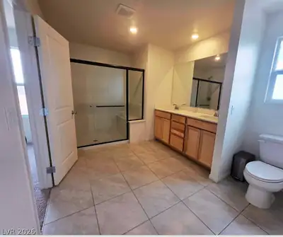 5008 Kaslo Avenue, Las Vegas, NV 89139 Primary Bathroom