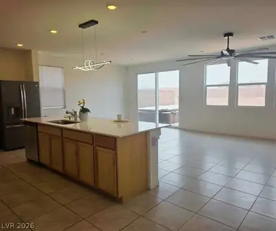 5008 Kaslo Avenue, Las Vegas, NV 89139 Kitchen