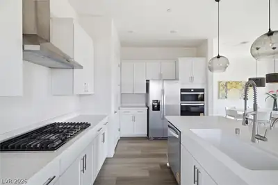 180 Cinder Cone Lane Kitchen