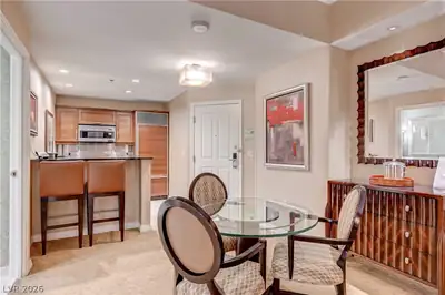 125 East HARMON Avenue 3419 & 3421 Kitchen