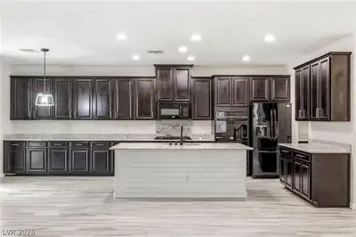 12437 Mosticone Way, Las Vegas, NV 89141 Kitchen
