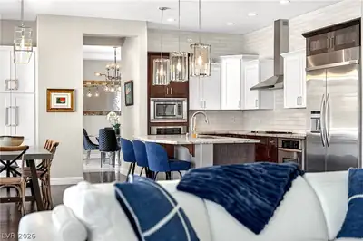 2900 Ferrand Court, Henderson, NV 89044 Kitchen