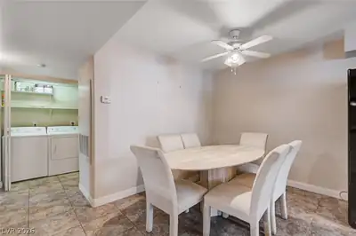 2725 South Nellis Boulevard 1089 Dining Area