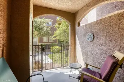3975 North Hualapai Way 147 Patio