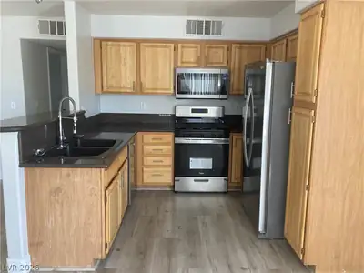5710 East Tropicana Avenue 2164 Kitchen