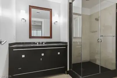 2700 Las Vegas Boulevard 1104 Bathroom