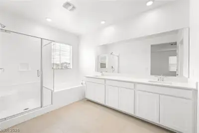 4051 Kalina Ridge Avenue, Las Vegas, NV 89139 Primary Bathroom