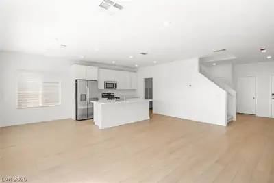 4051 Kalina Ridge Avenue, Las Vegas, NV 89139 Kitchen