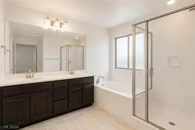7588 Eastham Bay Avenue, Las Vegas, NV 89179 Primary Bathroom
