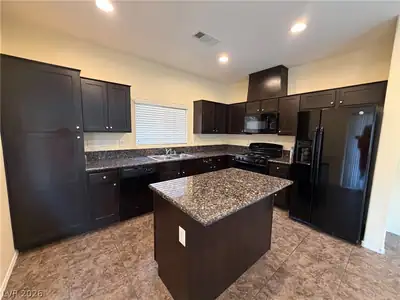 10629 Axis Mountain Court, Las Vegas, NV 89166 Kitchen