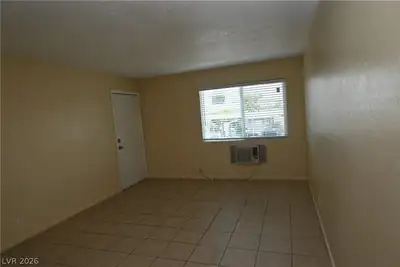 3021 East Carey Avenue 4 Living Room